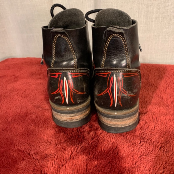 Lug sole custom pinstriped boot - Picture 3 of 8